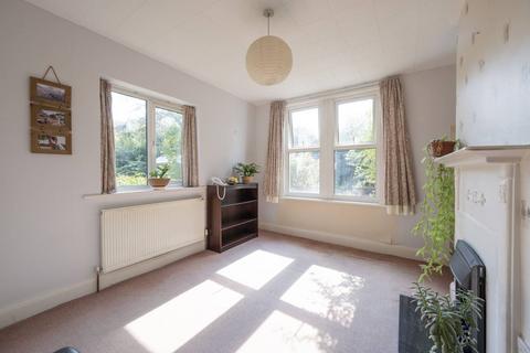 5 bedroom terraced house for sale, Holmewood Gardens, Brixton Hill, London, SW2