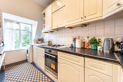 2 bedroom flat for sale, Park Avenue, Willesden Green, London, NW2