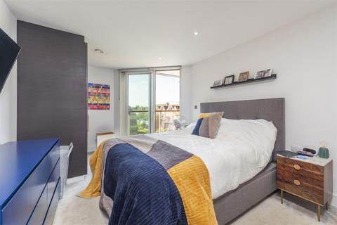 2 bedroom flat for sale, Flower Lane, Mill Hill, London