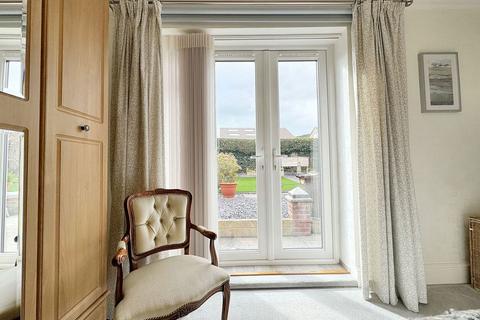 6 Bryn Derwen, Abergele, LL22 8DE