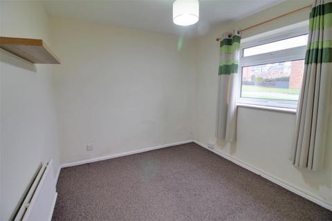 1 bedroom flat for sale, Ayland Close, Newent