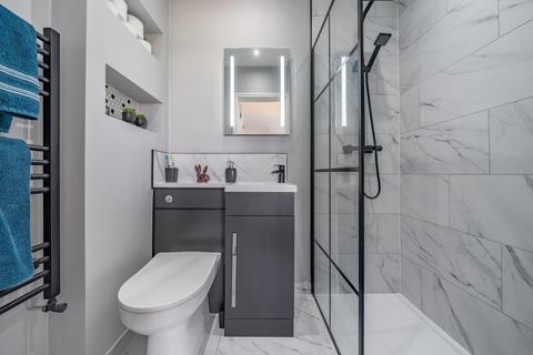 36 Rydens Way, Woking, GU22 9DN