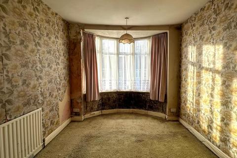 1 Templeton Close, London, SE19 3DD