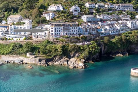 3 bedroom apartment for sale, Marine Drive, Looe PL13