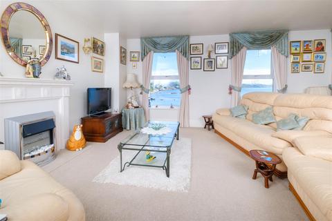 3 bedroom apartment for sale, Marine Drive, Looe PL13