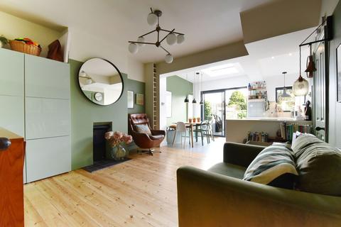 37 Levendale Road, London, SE23 2TP