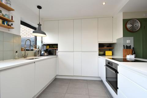 37 Levendale Road, London, SE23 2TP