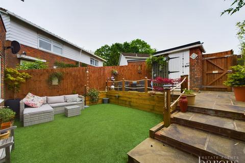 77 Bach Close, Basingstoke, RG22 4JZ