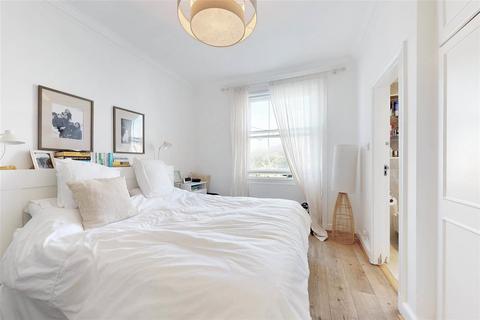 3 bedroom flat for sale, CORNWALL GARDENS, London, SW7