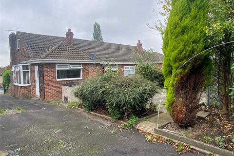 2 bedroom bungalow for sale, Heckmondwike Road, Dewsbury, WF13