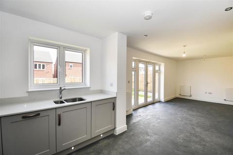 4 bedroom detached house for sale, Bessie Avenue, Kirk Ella