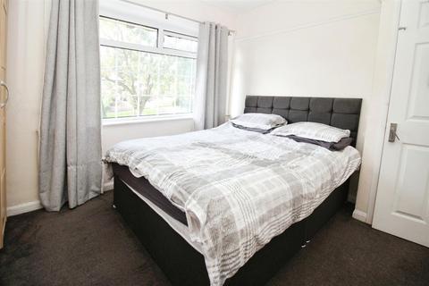 290 Kings Road, Bradford, BD2 1NR