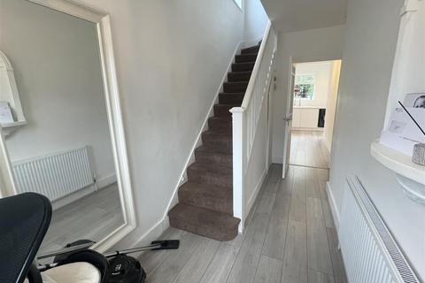 3 bedroom terraced house for sale, Burnham Road, London