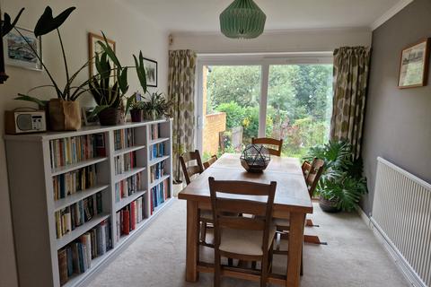 1 Bibury Road, Cheltenham, GL51 6AZ