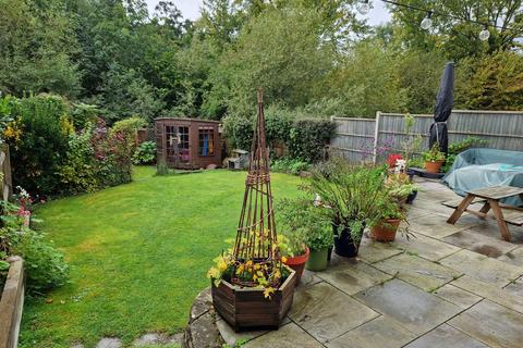 1 Bibury Road, Cheltenham, GL51 6AZ