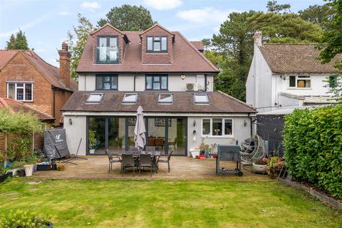 4 bedroom detached house for sale, Reigate Road, Epsom