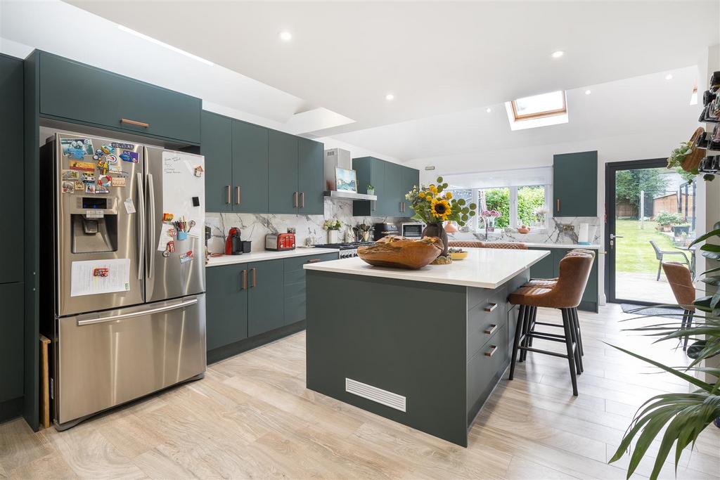 Kitchen/Breakfast Room