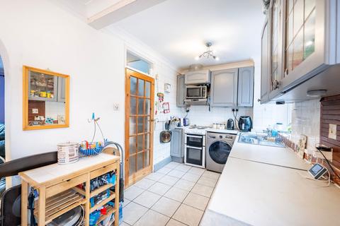 219 Ampleforth Road, London, SE2 9BQ