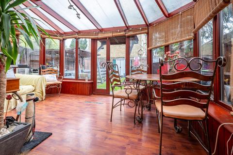 219 Ampleforth Road, London, SE2 9BQ