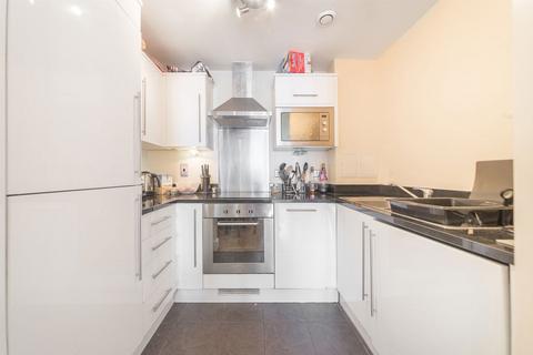 2 bedroom flat for sale, Mercury House, Canning Town E16