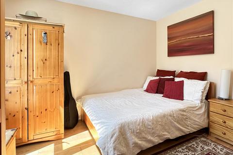 2 bedroom flat for sale, 12 St. Andrews Road, Cambridge CB4