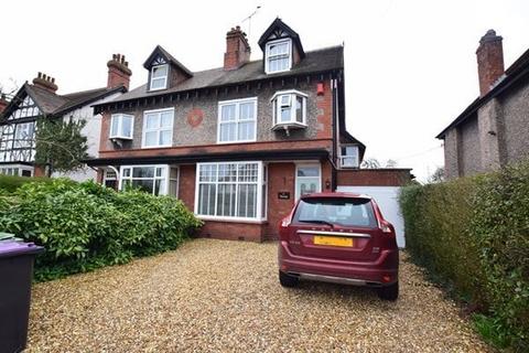 4 bedroom semi-detached house for sale, Alexandra Road, Market Drayton, Shropshire