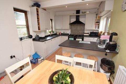 4 bedroom semi-detached house for sale, Alexandra Road, Market Drayton, Shropshire