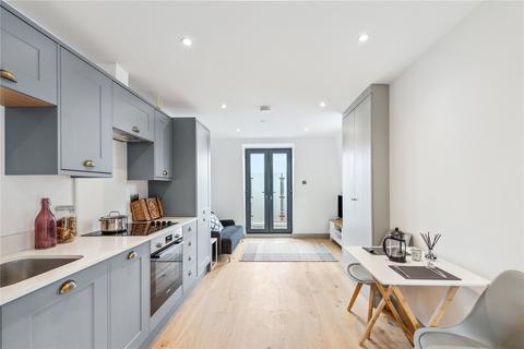 1 bedroom apartment for sale, Garratt Lane, SW18