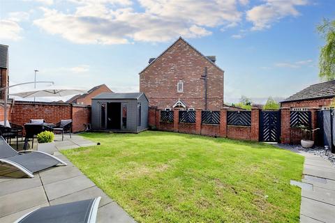 4 bedroom detached house for sale, Betts Avenue, Hucknall, Nottingham