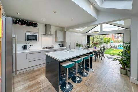 4 bedroom end of terrace house for sale, Burnham Road, St. Albans, Hertfordshire, AL1