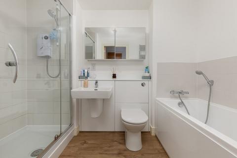 Flat 2, 15 Dimma Park, South Queensferry, EH30 9AL