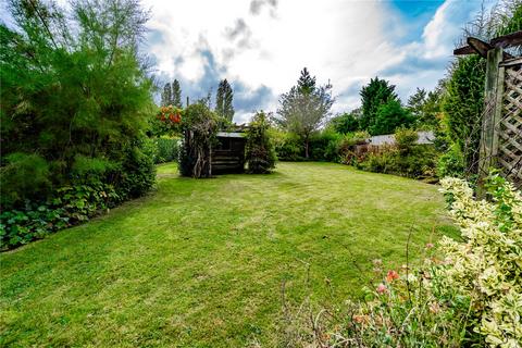 3 bedroom bungalow for sale, Deaton Lane, New Waltham, Grimsby, Lincolnshire, DN36