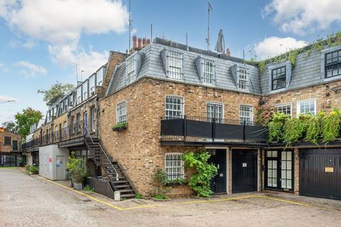 3 bedroom flat for sale, Ledbury Mews North, Notting Hill, London, W11