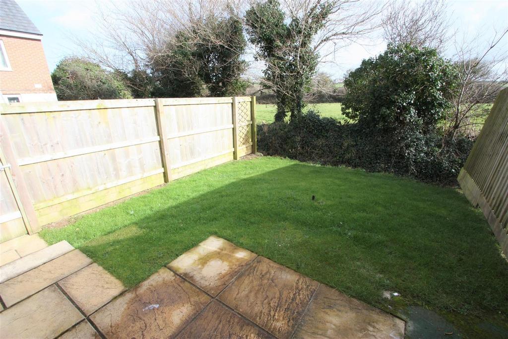 15 Mallory Drive Garden