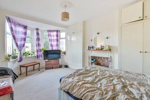 1 bedroom maisonette for sale, Watford Way, Mill Hill, London, NW7