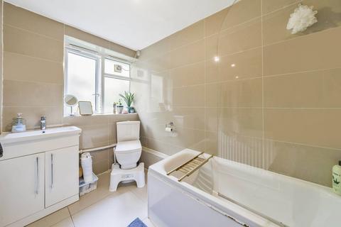 2 bedroom flat for sale, Portinscale Road, East Putney, London, SW15