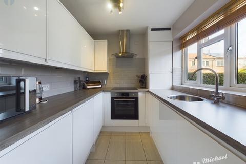 2 bedroom terraced house for sale, Parker Walk, Aylesbury, Buckinghamshire