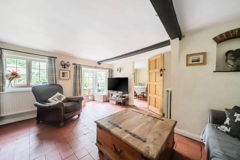 3 bedroom detached house for sale, Aveley Close, Farnham, Surrey, GU9