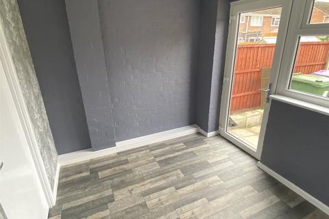 5 Oldfield Road, Dawley, Telford, TF4 3PL
