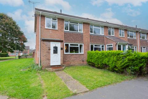 38 Borodin Close, Brighton Hill, Basingstoke, RG22 4EN