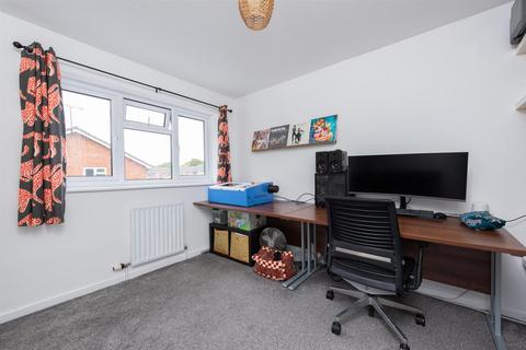 38 Borodin Close, Brighton Hill, Basingstoke, RG22 4EN