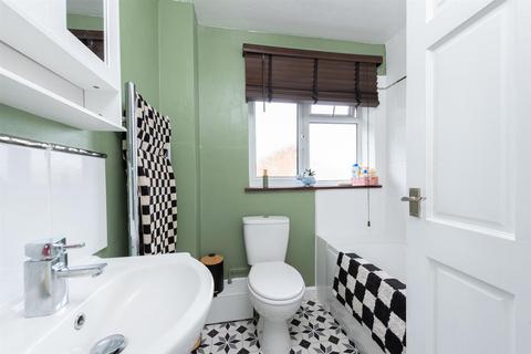 38 Borodin Close, Brighton Hill, Basingstoke, RG22 4EN