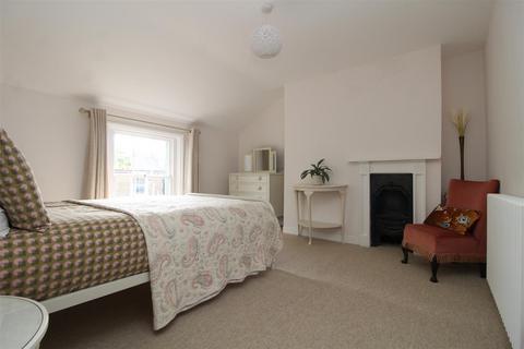 6 bedroom end of terrace house for sale, The Vale, Broadstairs