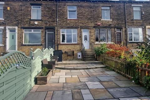 2 bedroom terraced house for sale, Oakfield Terrace, Shipley