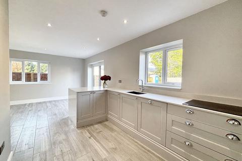 4 bedroom detached house for sale, Manchester Road, Manchester M29