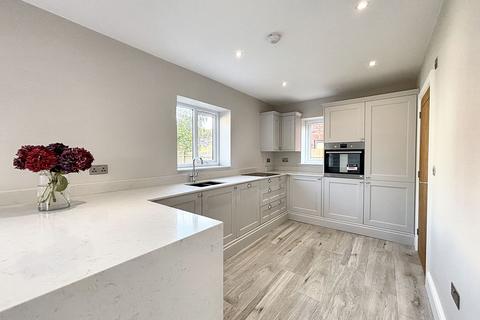 4 bedroom detached house for sale, Manchester Road, Manchester M29