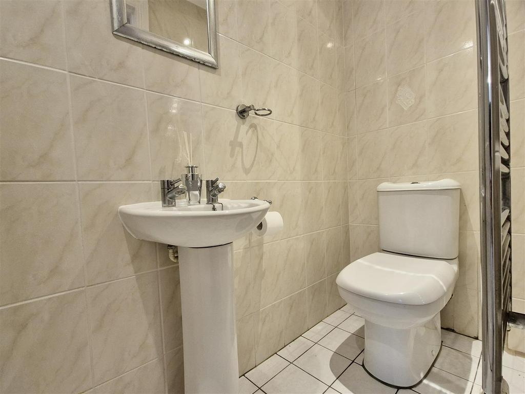 En suite shower/wc