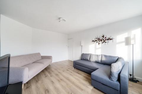 2 bedroom maisonette for sale, Sunbury-on-Thames,  Surrey,  TW16