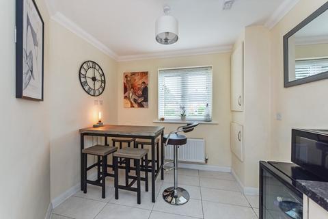 3 bedroom terraced house for sale, Rudgard Way, Liphook, Hampshire