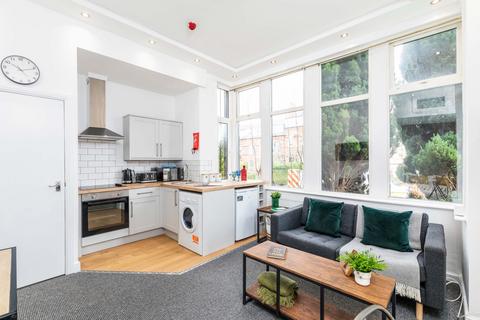 1 bedroom flat to rent, Kelso Road, Leeds LS2